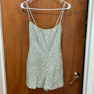 Abercrombie & Fitch Beige Floral Romper